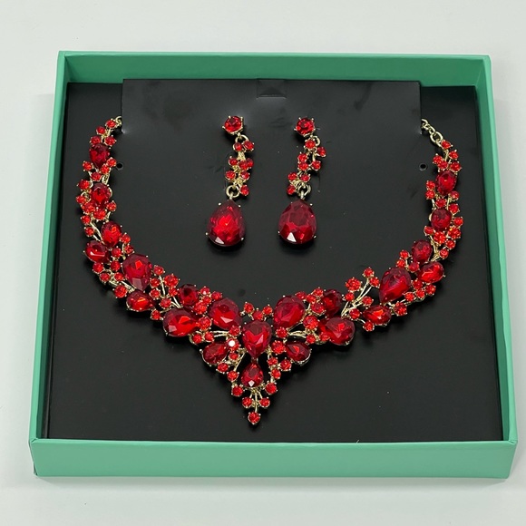 Red Floral Statement Necklace Bib Drop Earrings Jewelry Holiday Set Gold Rose gf - Picture 3 of 16